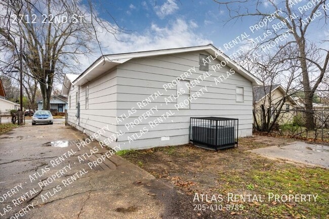 Photo - 2712 22nd St