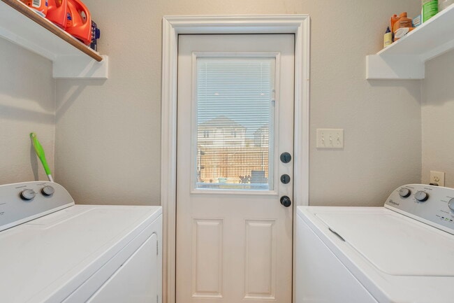 Photo - 3317 Wakewell Ct