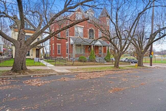 Photo - 734 Garrard St Unit 1