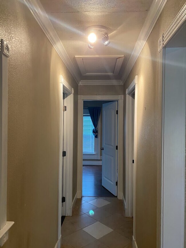 Photo - 6907 Dubuque Ln