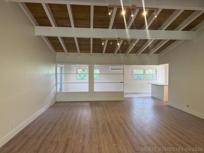 228 Lake Terrace