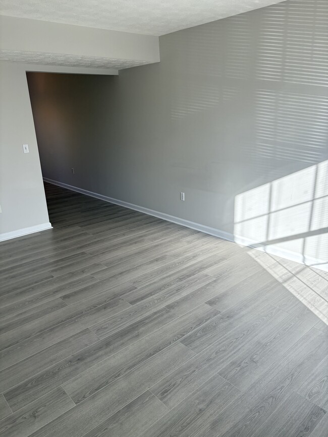 Photo - 548 Reynolds Dr