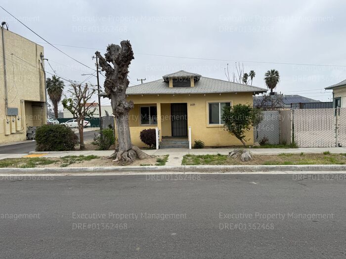 Photo - 2 bedroom/ 1 bathroom house