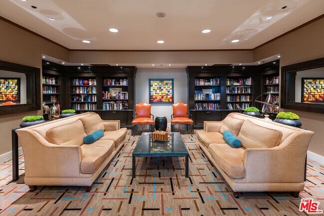 Photo - 10724 Wilshire Blvd Unit 909