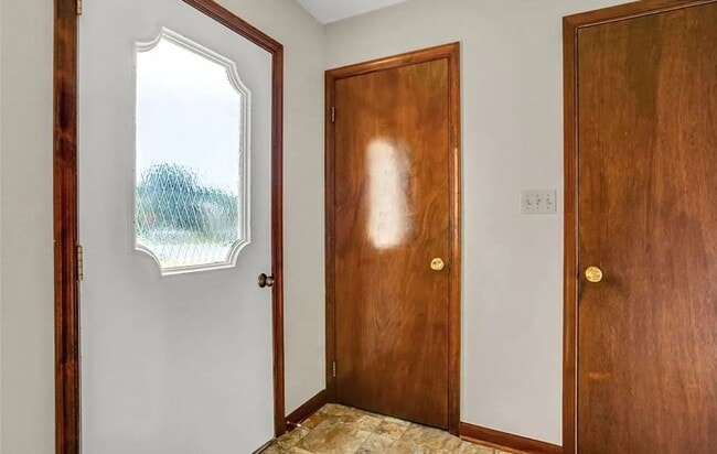 Photo - 4912 Follins Ct