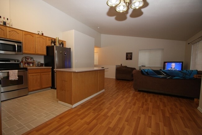 2642 Lauren Creek Loop
