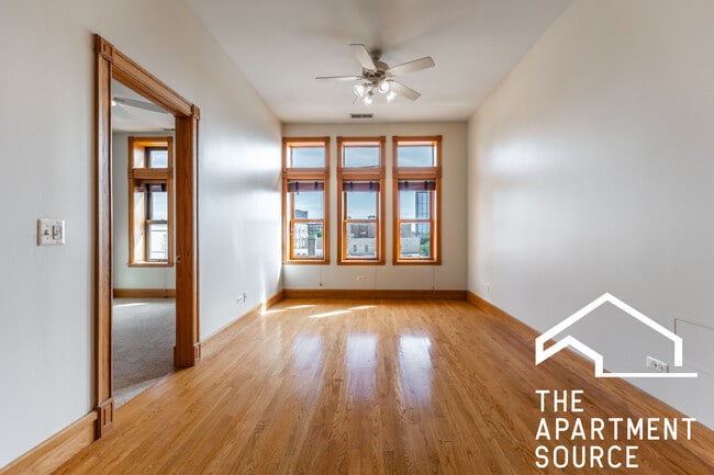 Building Photo - 1162 W Grand Ave Unit 4F Rental