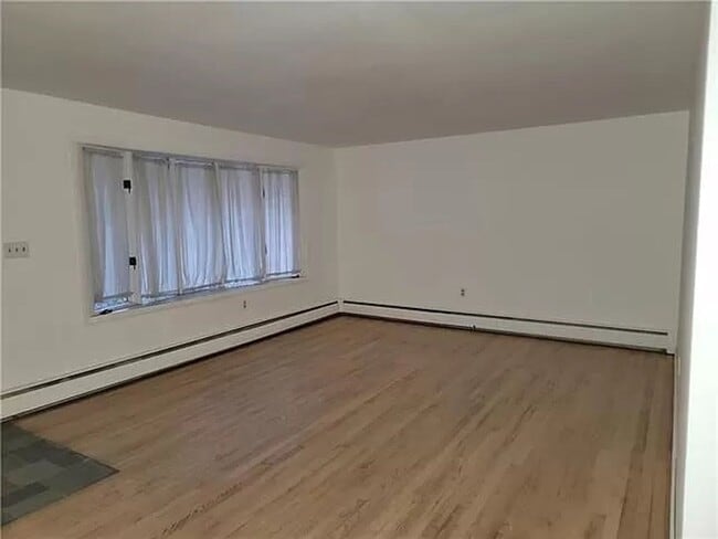 Photo - 116 S Jerome St