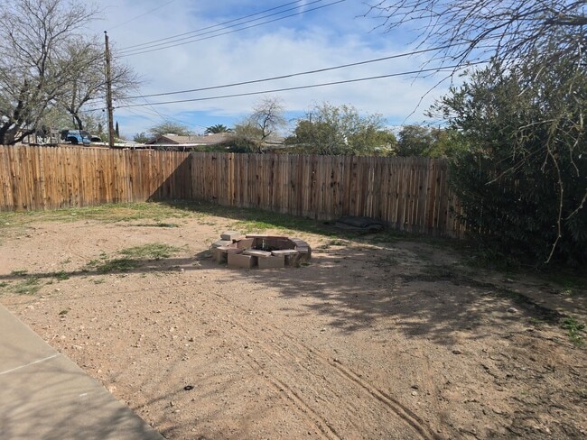 Photo - pm0502 Unit 132 E. Michigan Dr