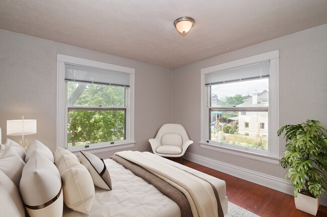 Photo - 1200 Josephine St