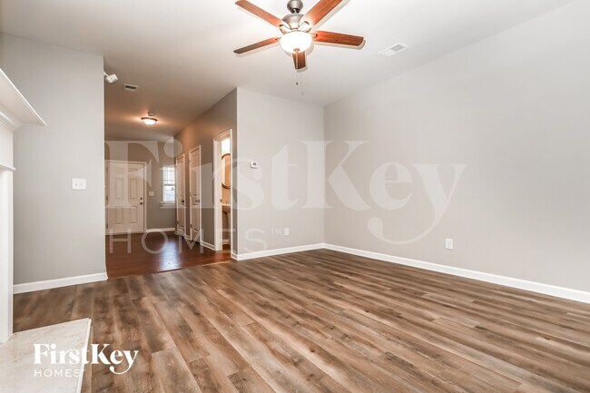 Photo - 1317 Bass Ln