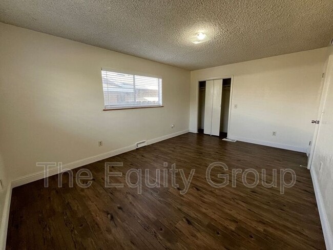 Photo - 823 N Belmont St