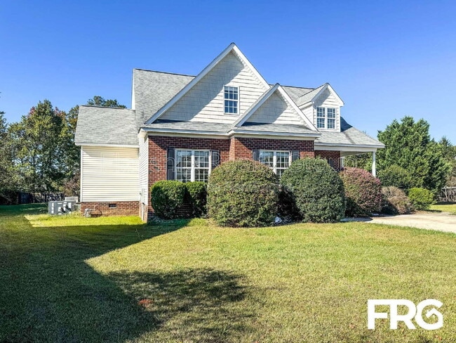 Photo - 2426 Pinetops Dr