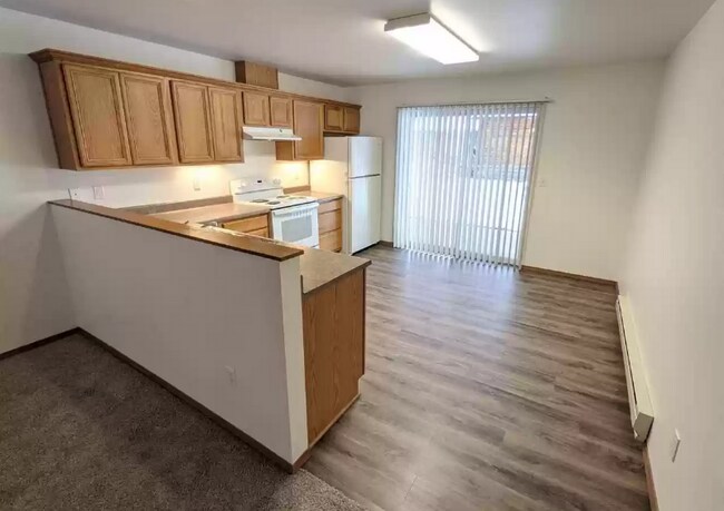 Photo - 6803 Tamarack Dr Unit 4