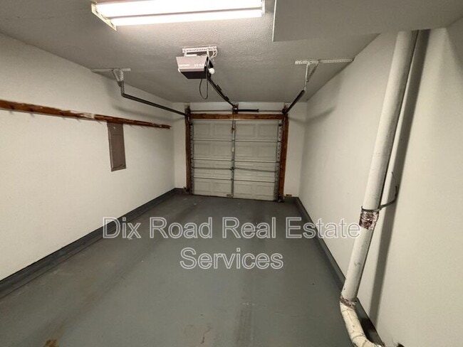 Photo - 307 Park Dr