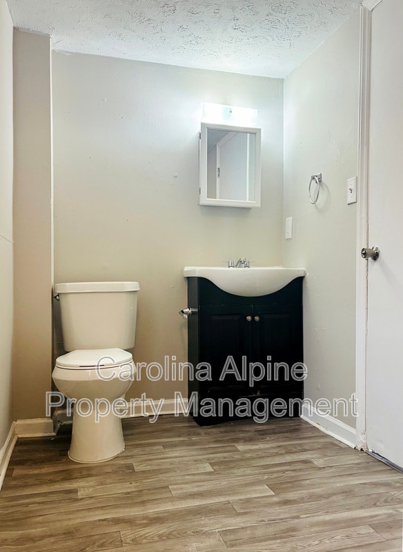 Photo - 208 Royster Ave