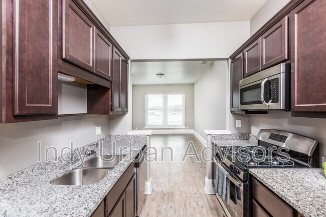 Photo - 913 Massachusetts Ave Unit D