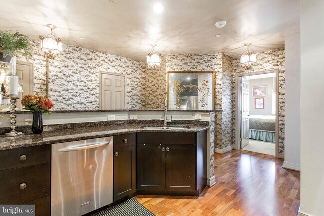 Photo - 1600 Arch St Unit 1703