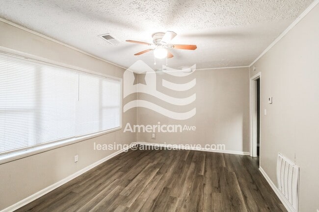 408 Camellia Cir