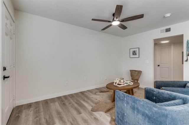 Photo - 5917 Gaston Ave Unit 116