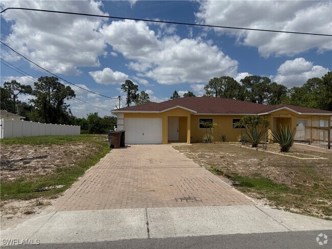 Building Photo - 4622 Douglas Ln Rental