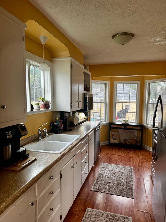 Photo - Adorable Home For Rent!