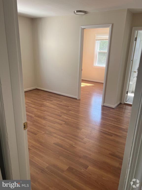 Building Photo - 214 10th St Rental