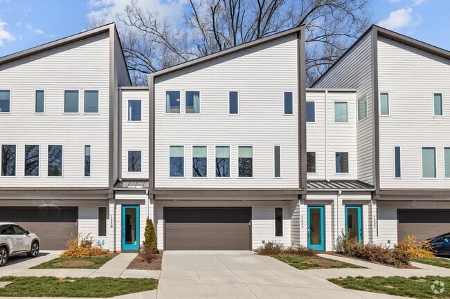 Building Photo - 1553 Pinecrest Ave Rental