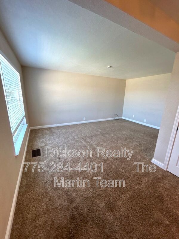 Photo - 1675 Harvard Wy