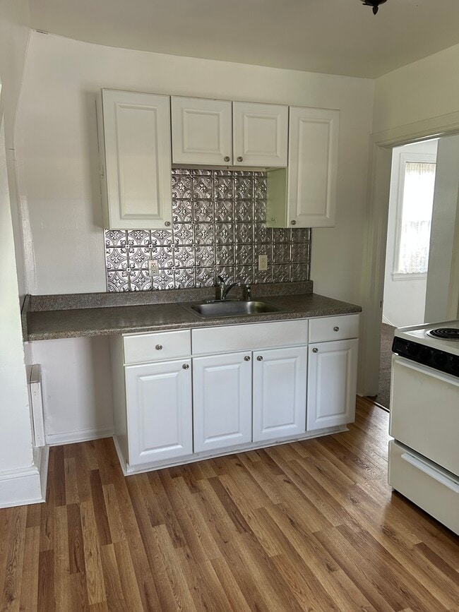 Photo - 1633 Old York Rd Unidad 2