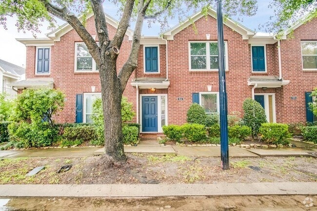 Building Photo - 914 W Heights Hollow Ln Rental