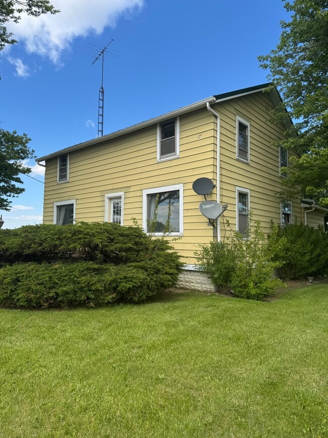 Photo - 10530 E 1500 North Rd