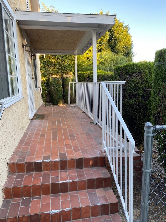 Photo - 4220 Duquesne