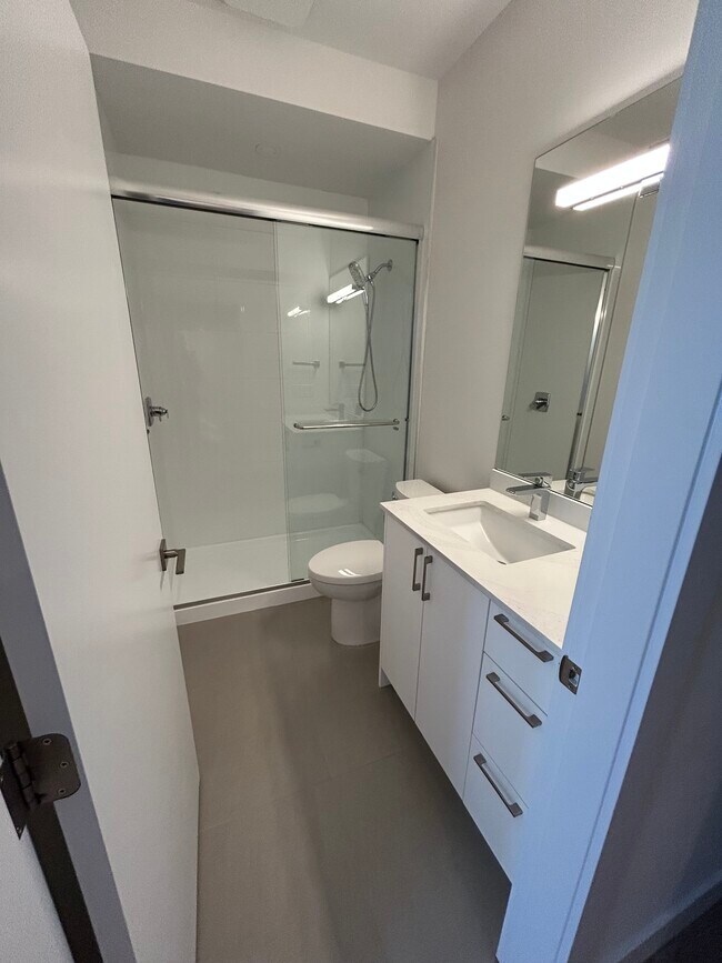 Photo - 240 4th St W