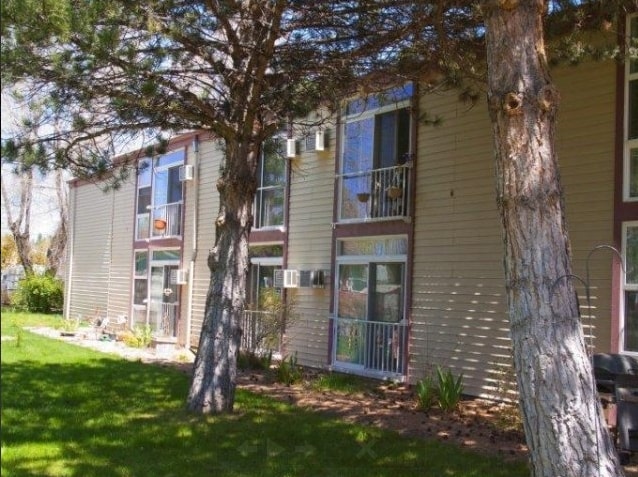 Primary Photo - Ochoco Manor