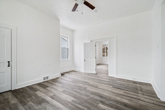 Photo - 2738 Glen Mawr St Unit #1