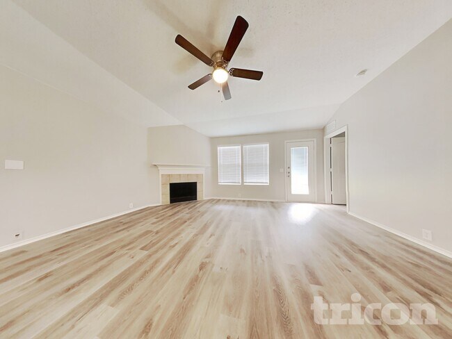 Photo - 4512 Merlot Dr