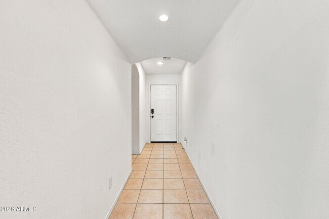 Photo - 521 W Angus Rd