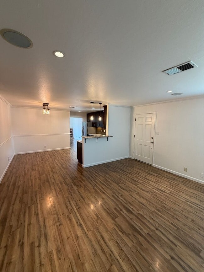 Photo - 1115 Church St