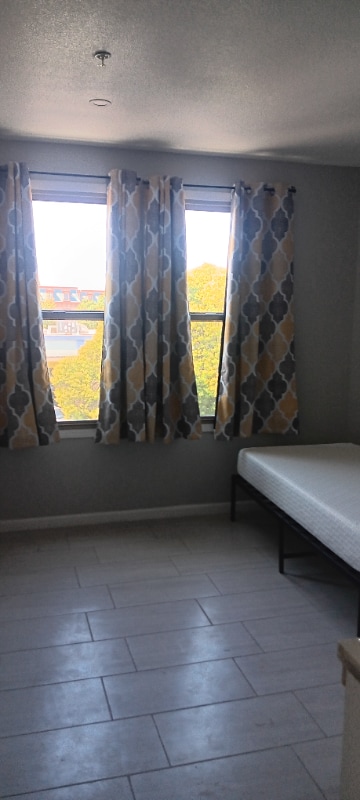 Photo - 30 W Beach St Unidad 304