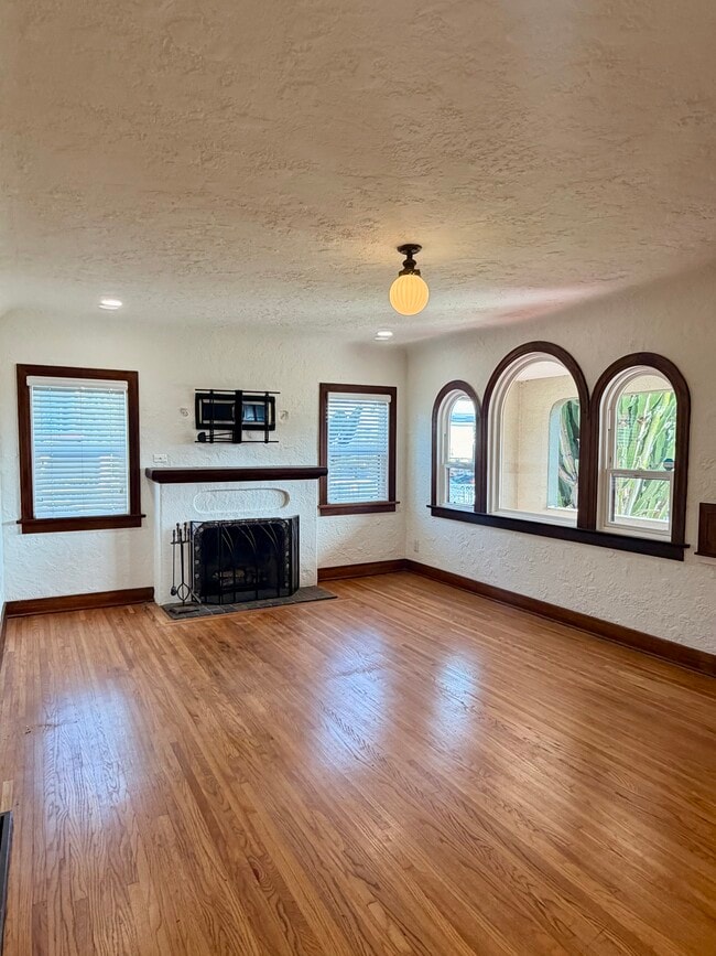 Sala de estar - 3036 E St