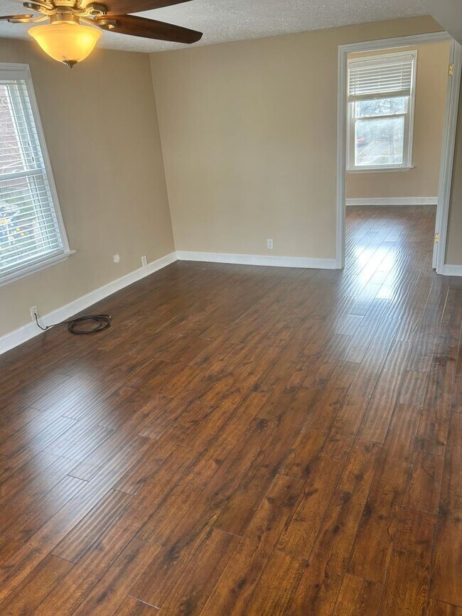 Photo - 1719 William Howard Taft Rd Unidad 1719-2