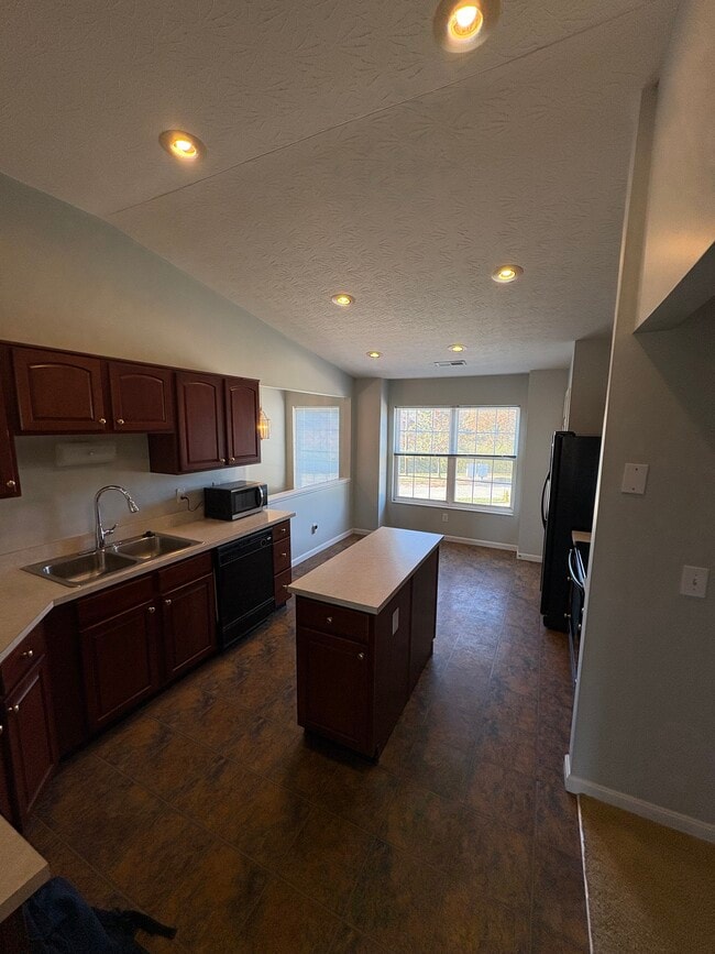 Photo - 5406 Scarletoak Dr