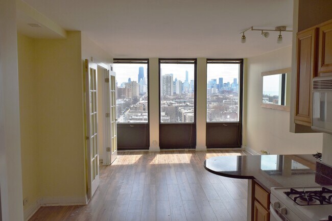 Photo - 444 W Fullerton Pky