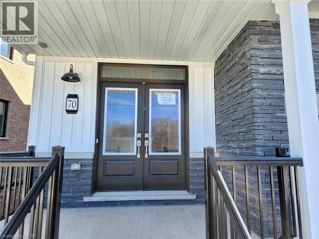 Photo - 70 Eastbridge Ave