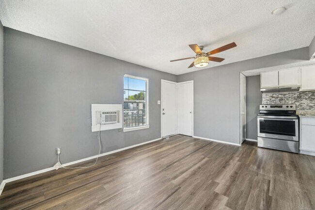 Photo - Hein Orchard Apartments