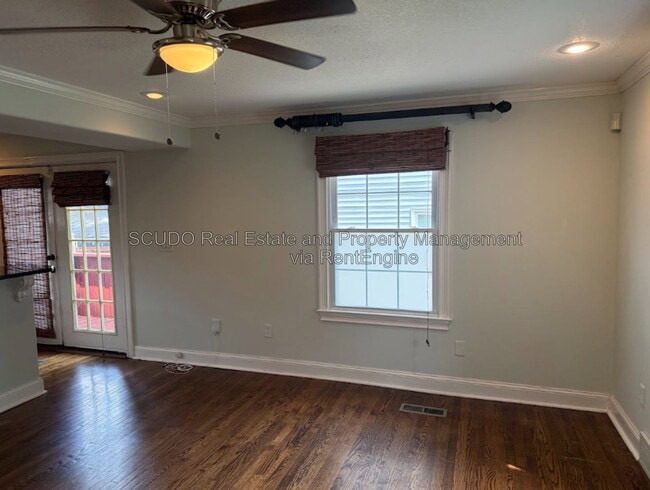 Photo - 418 E 63rd Terrace