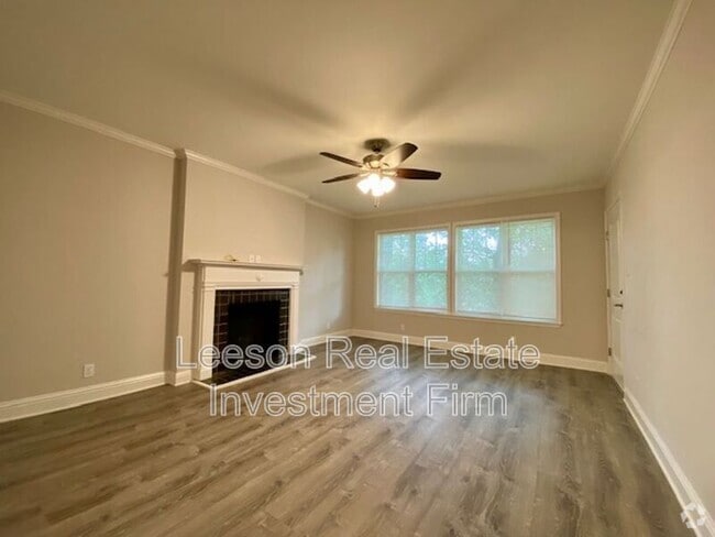 Building Photo - 2721 Fairfield Ave Rental