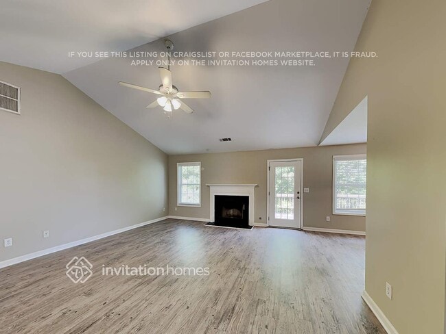 Photo - 4730 Camelot Dr