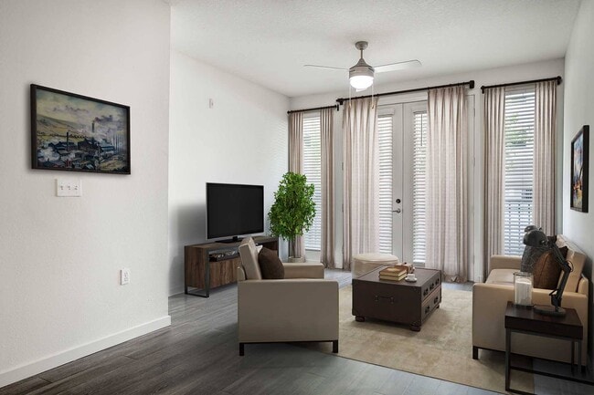 Havana Square Apartments